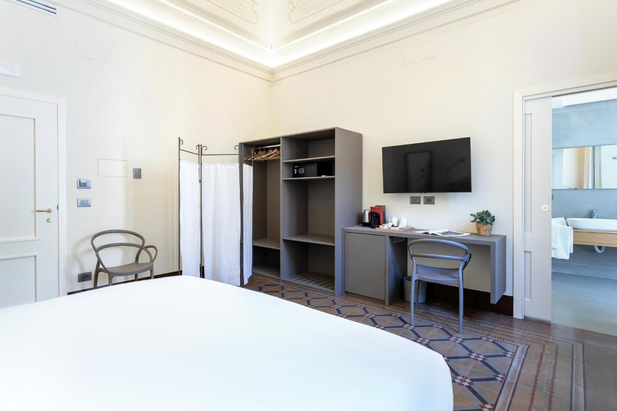 Palazzo Costarelli - Bed And Breakfast Catania Room photo