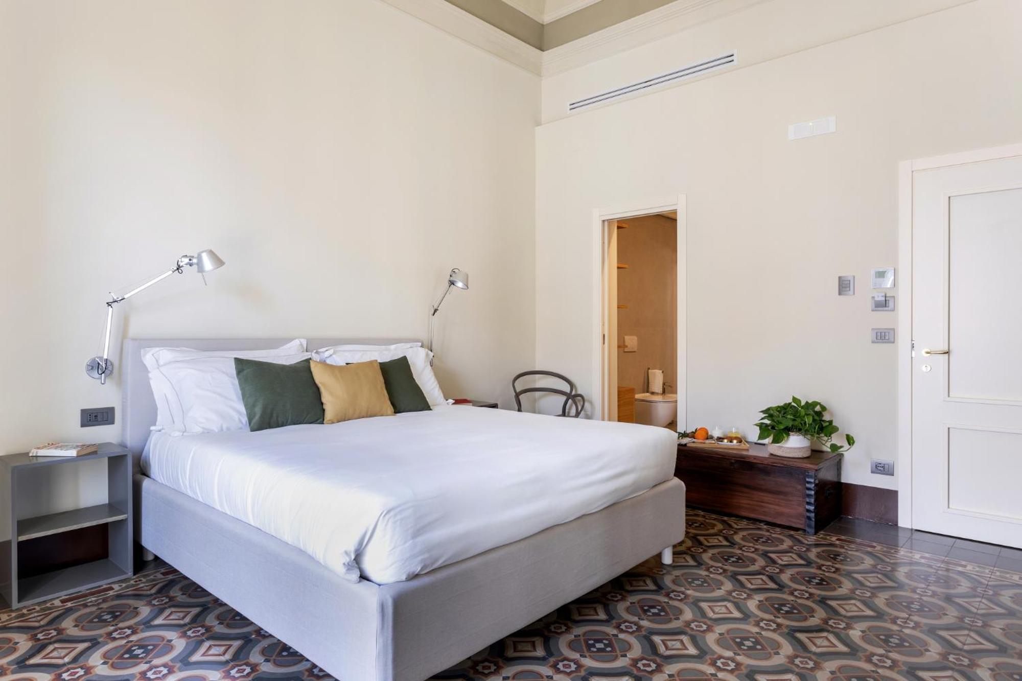 Palazzo Costarelli - Bed And Breakfast Catania Room photo